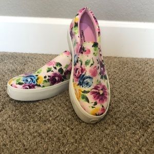 Christian Siriano Floral Shoes